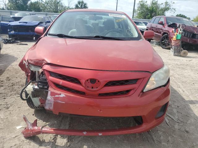 2T1BU4EE4DC989196 - 2013 TOYOTA COROLLA BASE RED photo 5