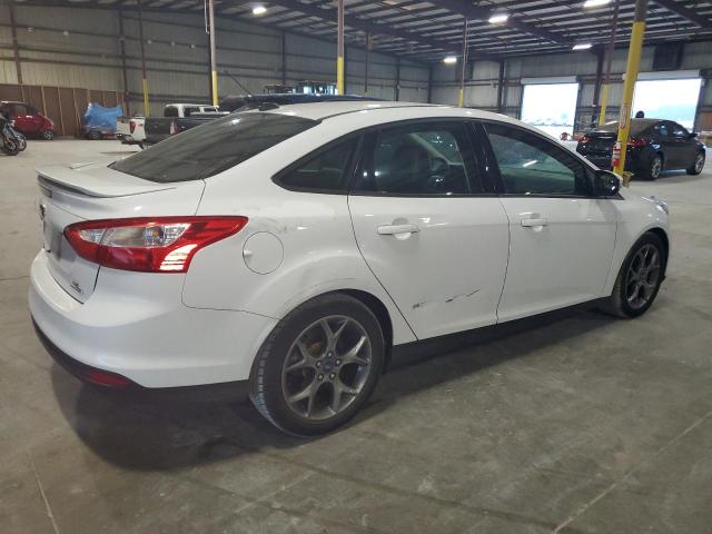 1FADP3F22EL223529 - 2014 FORD FOCUS SE WHITE photo 3