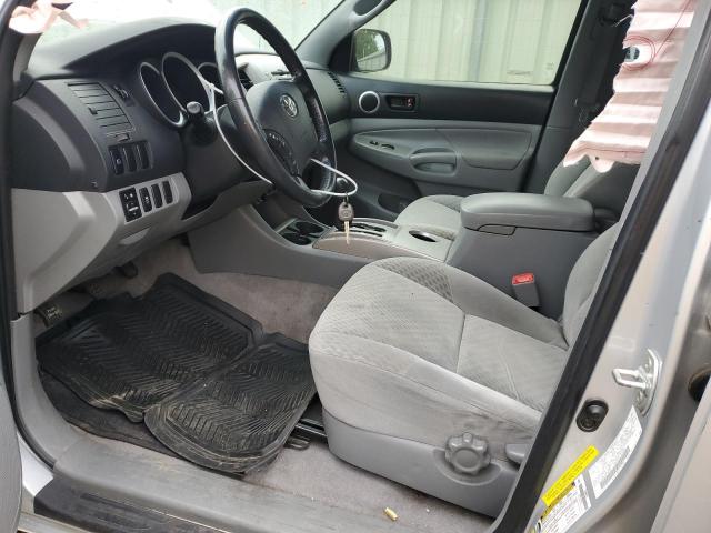 5TFJU4GNXBX010983 - 2011 TOYOTA TACOMA DOUBLE CAB PRERUNNER SILVER photo 7