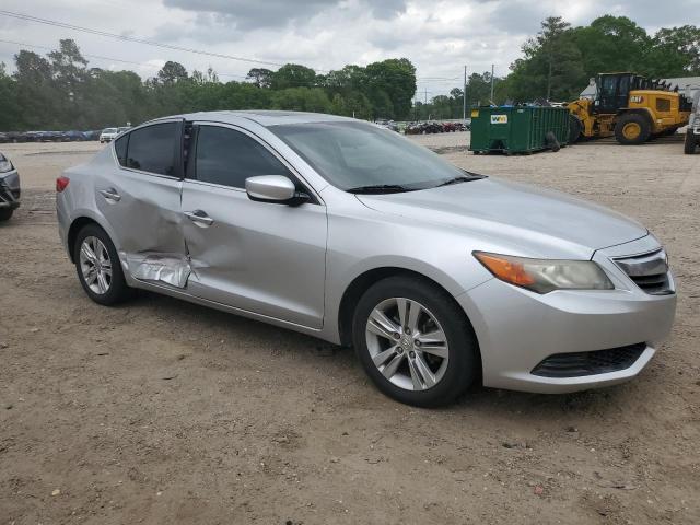 19VDE1F37DE022237 - 2013 ACURA ILX 20 SILVER photo 4