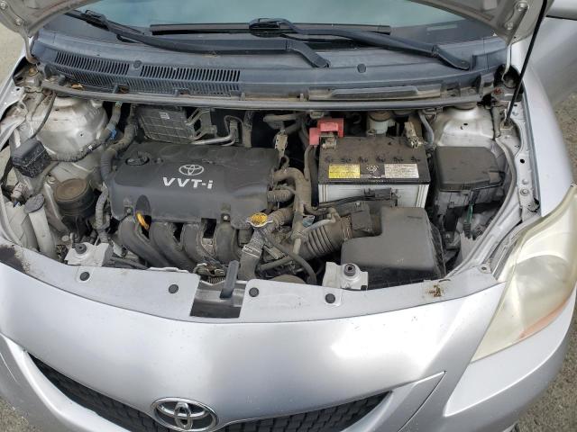 JTDBT4K32A1371929 - 2010 TOYOTA YARIS SILVER photo 11