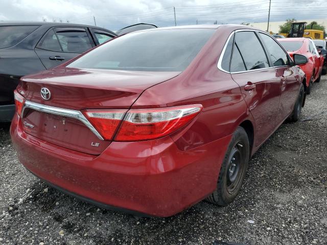 4T1BF1FK0HU762492 - 2017 TOYOTA CAMRY LE RED photo 3