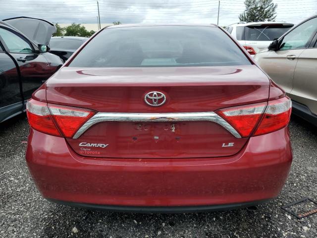 4T1BF1FK0HU762492 - 2017 TOYOTA CAMRY LE RED photo 6