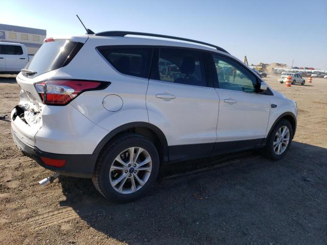 1FMCU0GD4JUB08377 - 2018 FORD ESCAPE SE WHITE photo 3