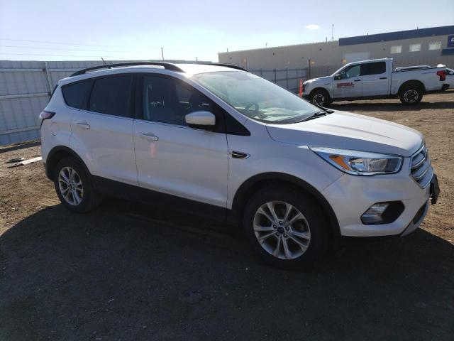 1FMCU0GD4JUB08377 - 2018 FORD ESCAPE SE WHITE photo 4