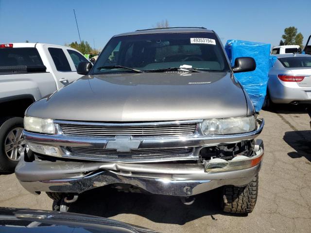 1GNEK13T4YJ149813 - 2000 CHEVROLET TAHOE K1500 GOLD photo 5