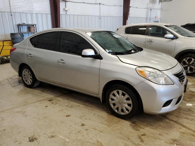 3N1CN7AP7CL864461 - 2012 NISSAN VERSA S SILVER photo 4