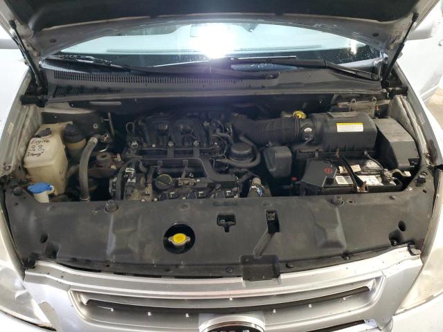 KNDMB233966048812 - 2006 KIA SEDONA EX SILVER photo 12