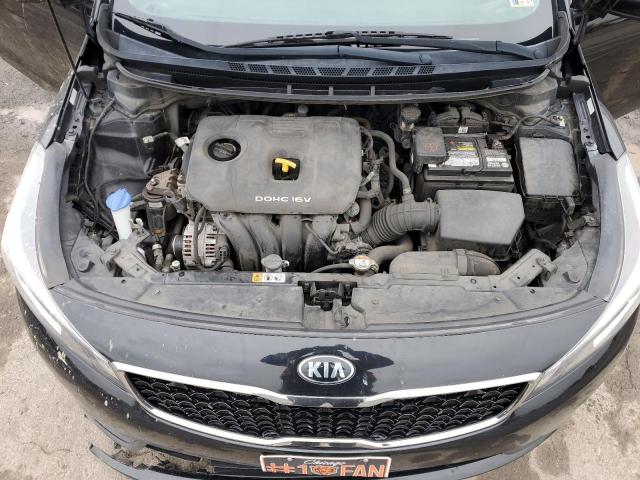 3KPFK4A72HE085045 - 2017 KIA FORTE LX BLACK photo 11