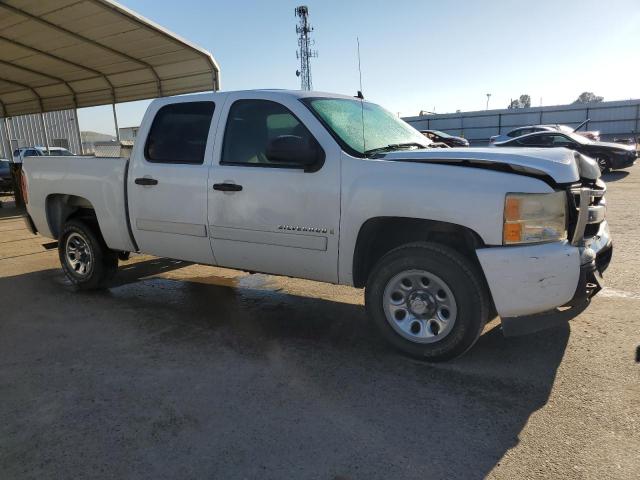 3GCEC13C08G297593 - 2008 CHEVROLET SILVERADO C1500 WHITE photo 4