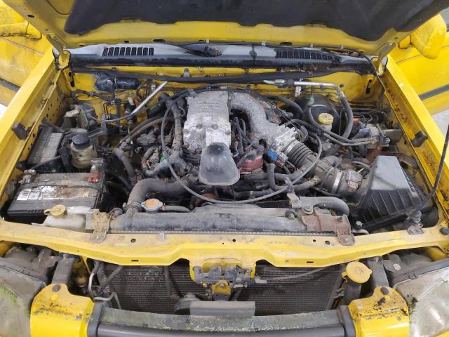 1N6MD29Y42C316641 - 2002 NISSAN FRONTIER CREW CAB SC YELLOW photo 12