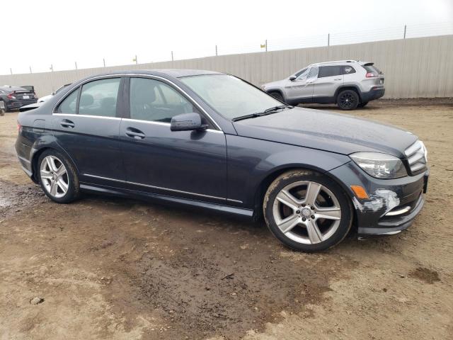 WDDGF5EB3BR142562 - 2011 MERCEDES-BENZ C 300 GRAY photo 4