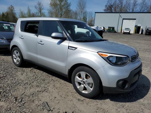 KNDJN2A23H7468678 - 2017 KIA SOUL SILVER photo 4