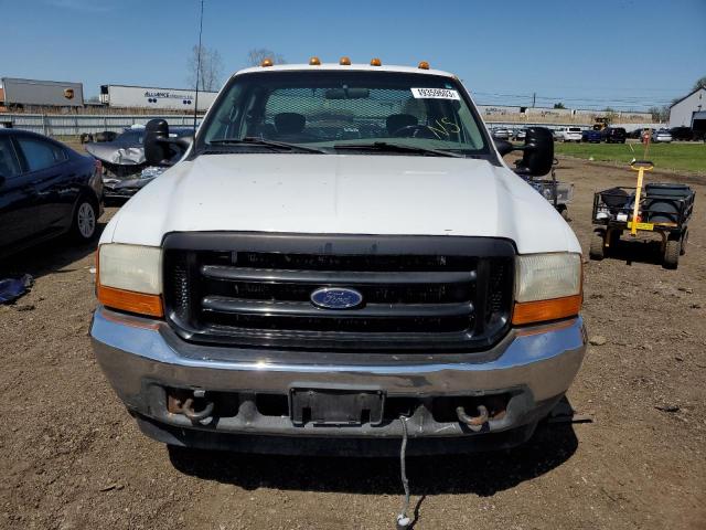 1FDSX34F51EA88063 - 2001 FORD F350 SRW SUPER DUTY WHITE photo 5