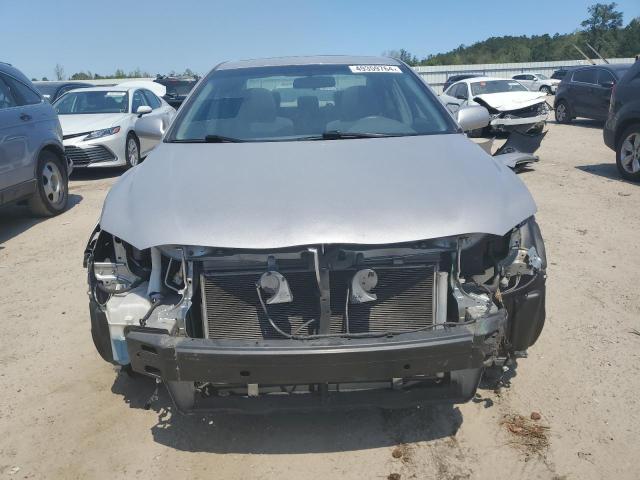 4T4BF3EK6BR211011 - 2011 TOYOTA CAMRY BASE SILVER photo 5