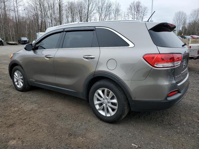 5XYPGDA56JG368755 - 2018 KIA SORENTO LX GRAY photo 2