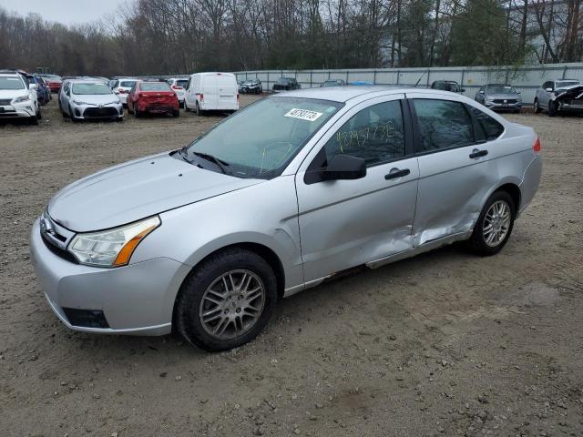 1FAHP3FNXAW247548 - 2010 FORD FOCUS SE SILVER photo 1