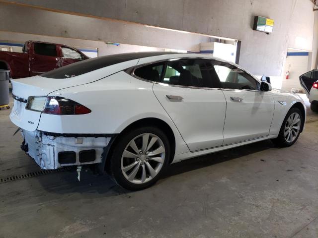 5YJSA1E2XGF160386 - 2016 TESLA MODEL S WHITE photo 3