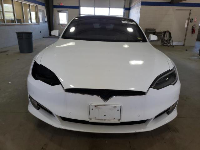 5YJSA1E2XGF160386 - 2016 TESLA MODEL S WHITE photo 5