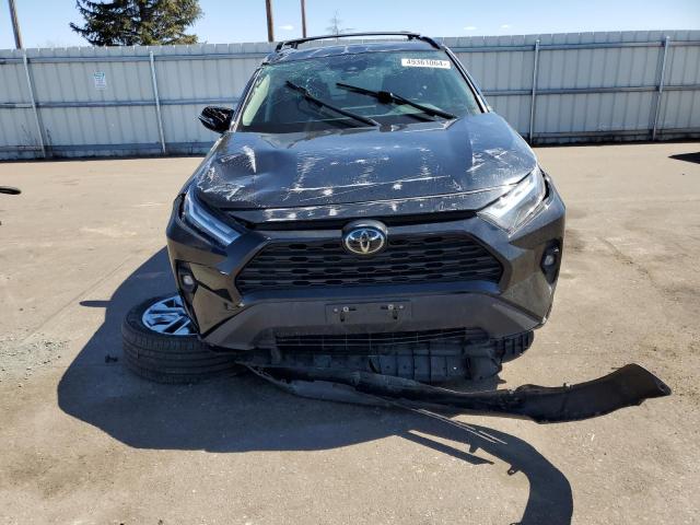 2T3A1RFV8NC262135 - 2022 TOYOTA RAV4 XLE PREMIUM CHARCOAL photo 5