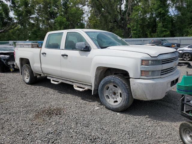 1GC1KUEG2HF141530 - 2017 CHEVROLET SILVERADO K2500 HEAVY DUTY WHITE photo 4