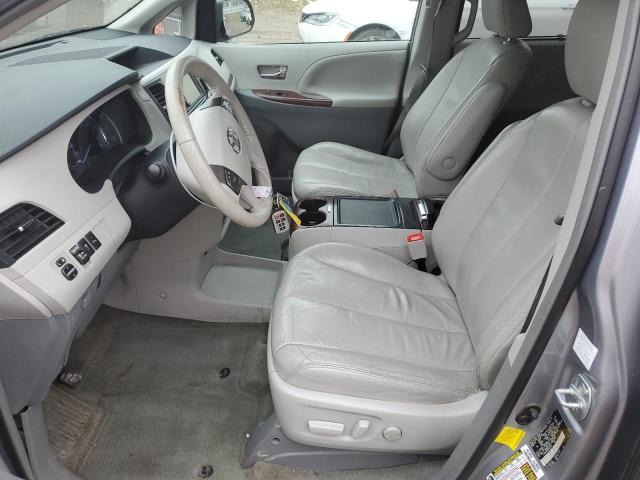 5TDDK3DC6DS051653 - 2013 TOYOTA SIENNA XLE SILVER photo 7