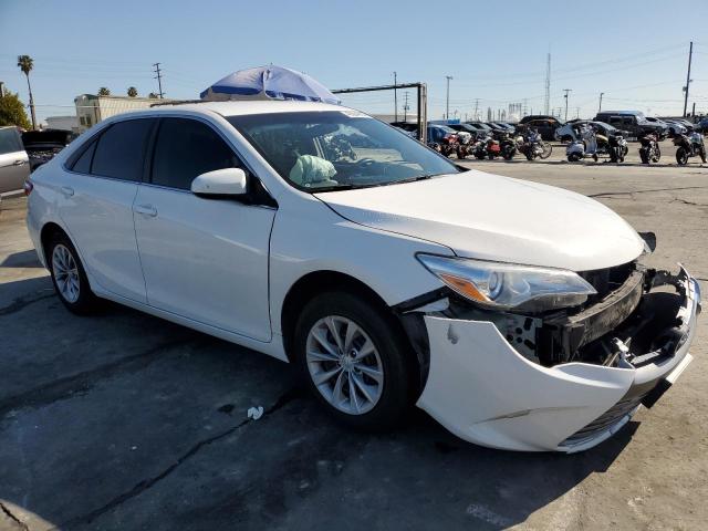 4T4BF1FK0FR475513 - 2015 TOYOTA CAMRY LE WHITE photo 4