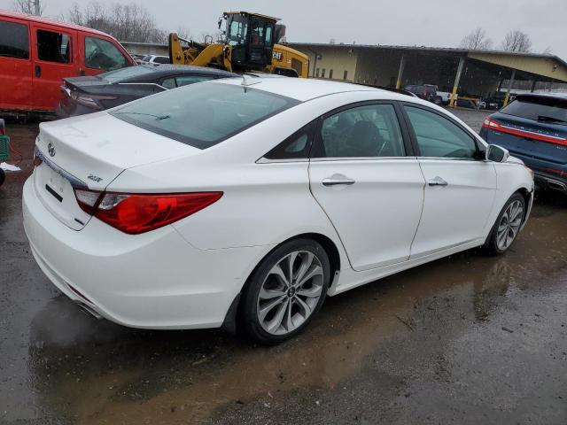 5NPEC4AB3DH645366 - 2013 HYUNDAI SONATA SE WHITE photo 3