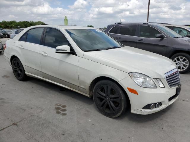 WDDHF8HB0BA486608 - 2011 MERCEDES-BENZ E 350 4MATIC WHITE photo 4