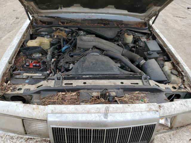 1LNLM81W3NY710601 - 1992 LINCOLN TOWN CAR EXECUTIVE WHITE photo 11