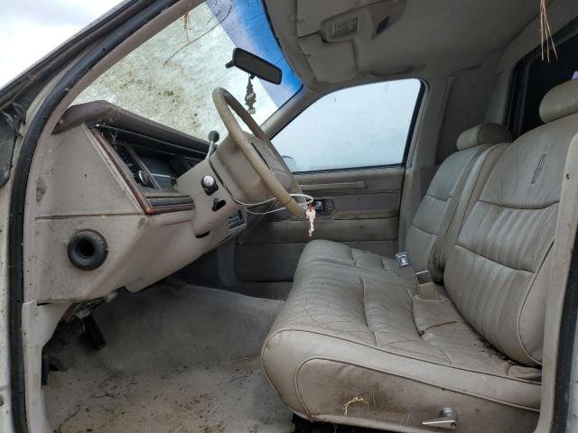 1LNLM81W3NY710601 - 1992 LINCOLN TOWN CAR EXECUTIVE WHITE photo 7