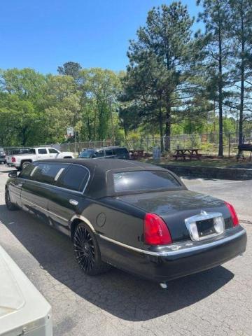 1L1FM81W9XY674477 - 1999 LINCOLN TOWN CAR EXECUTIVE BLACK photo 3