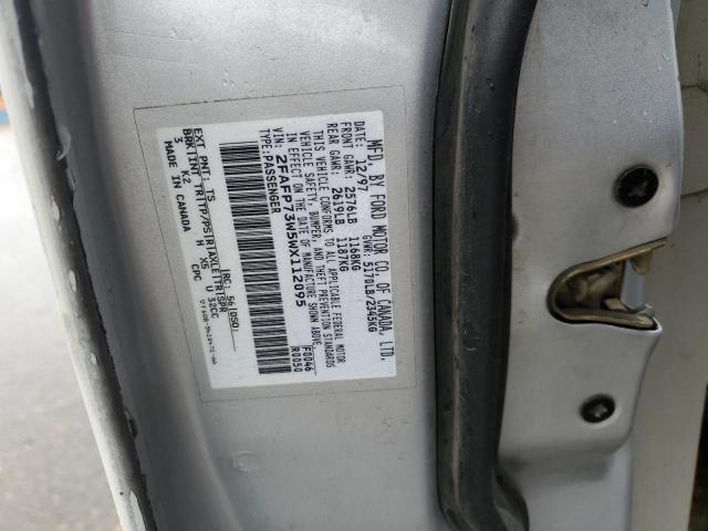 2FAFP73W5WX112095 - 1998 FORD CROWN VICT SILVER photo 12