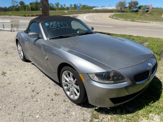 4USBU335X6LW59081 - 2006 BMW Z4 3.0 GRAY photo 1