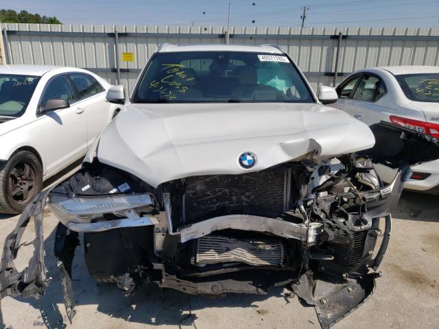 5UXKR2C53J0Z18262 - 2018 BMW X5 SDRIVE35I WHITE photo 5