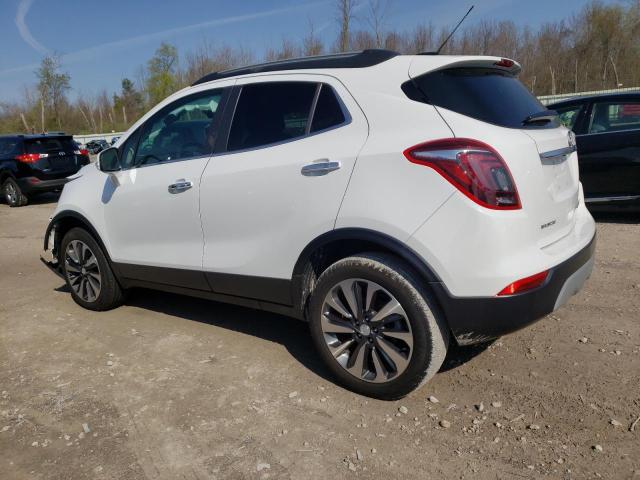 KL4CJFSBXJB722202 - 2018 BUICK ENCORE PREFERRED II WHITE photo 2