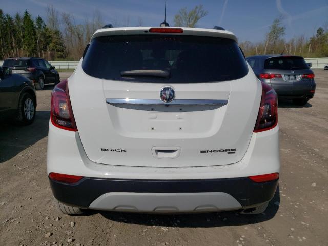 KL4CJFSBXJB722202 - 2018 BUICK ENCORE PREFERRED II WHITE photo 6