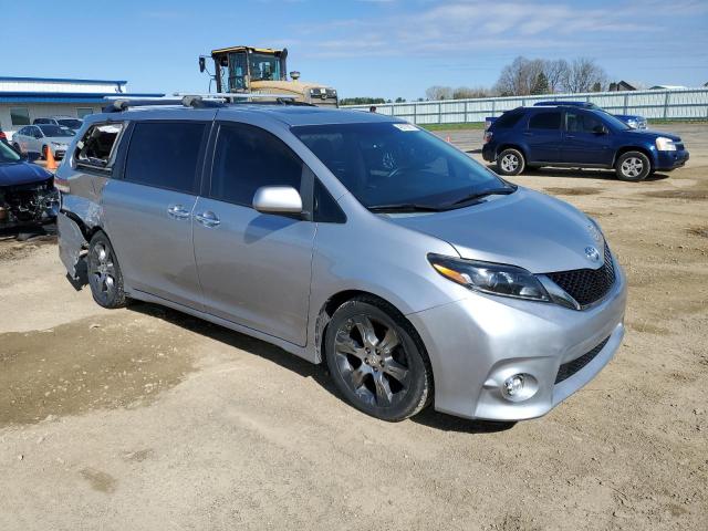 5TDXK3DC1FS546035 - 2015 TOYOTA SIENNA SPORT SILVER photo 4