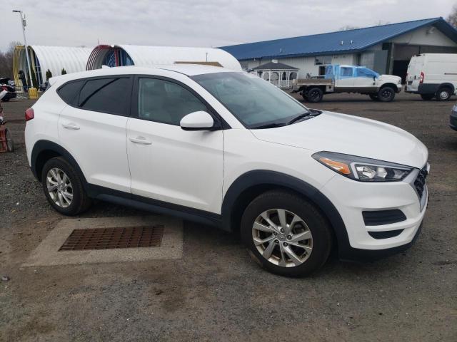 KM8J2CA4XKU074843 - 2019 HYUNDAI TUCSON SE WHITE photo 4