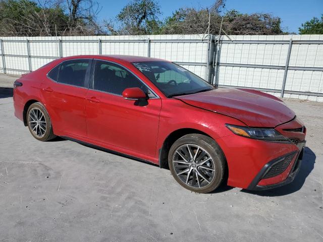 4T1T11AK7PU161976 - 2023 TOYOTA CAMRY SE NIGHT SHADE RED photo 4