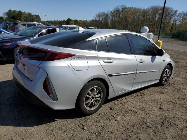 JTDKARFP3H3057334 - 2017 TOYOTA PRIUS PRIM 银色 照片 3