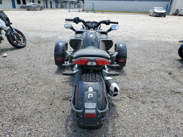 2BXRDCD24GV000180 - 2016 CAN-AM SPYDER ROA F3 BLACK photo 4