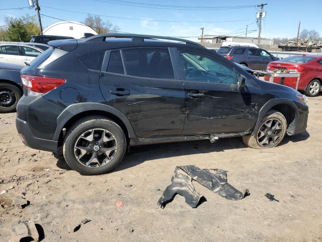 JF2GTADC6J8338586 - 2018 SUBARU CROSSTREK PREMIUM BLACK photo 3