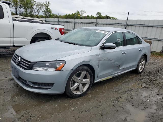 1VWAT7A39EC031442 - 2014 VOLKSWAGEN PASSAT S SILVER photo 1