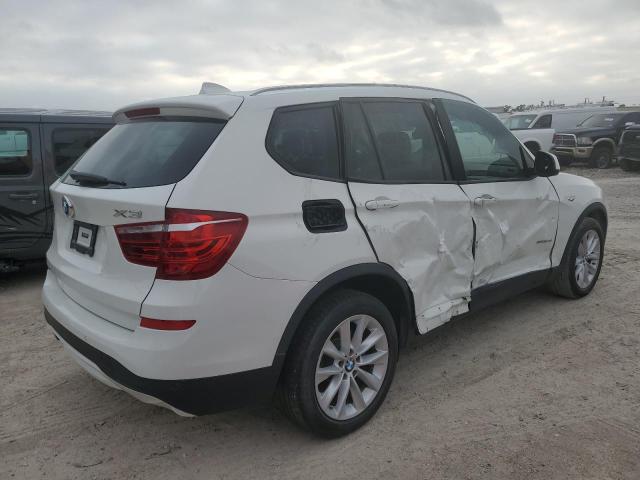 5UXWZ7C58H0U46374 - 2017 BMW X3 SDRIVE28I WHITE photo 3