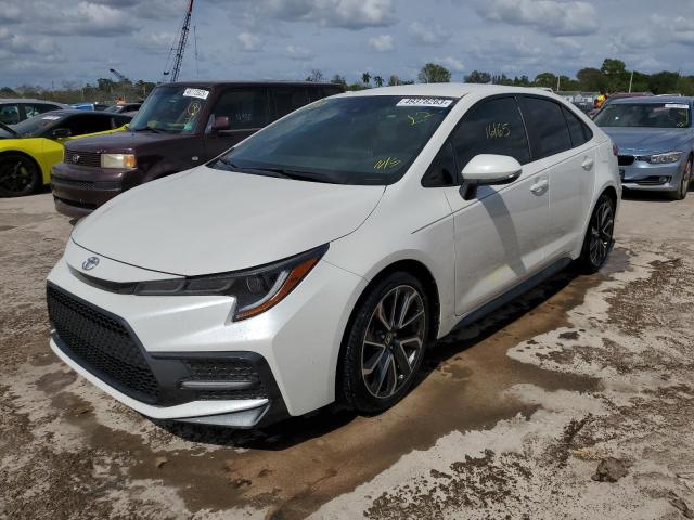 5YFS4RCE5LP042019 - 2020 TOYOTA COROLLA SE WHITE photo 1