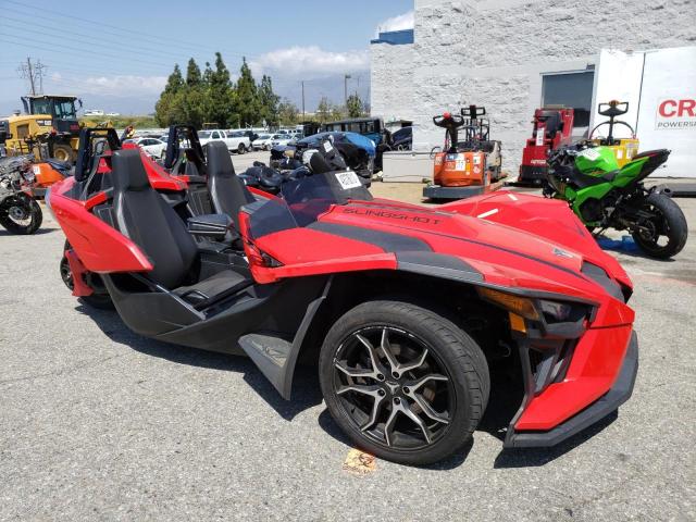 57XAAPHD4L8137800 - 2020 POLARIS SLINGSHOT SL RED photo 1