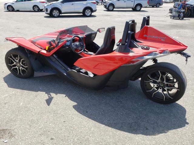 57XAAPHD4L8137800 - 2020 POLARIS SLINGSHOT SL RED photo 3