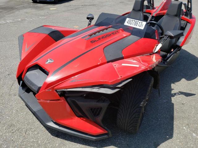 57XAAPHD4L8137800 - 2020 POLARIS SLINGSHOT SL RED photo 9