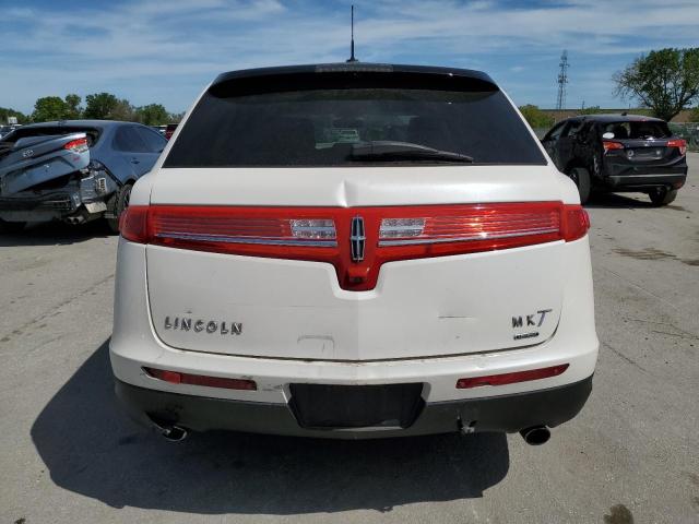 2LMHJ5AT7GBL02691 - 2016 LINCOLN MKT WHITE photo 6